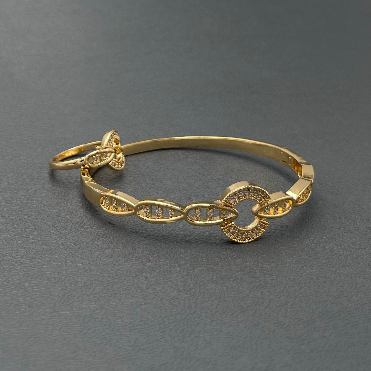 Elegant Circle Link Design with Zircon Accents Bracelet & Ring Set (Sizes 6/7/8) - Image 3