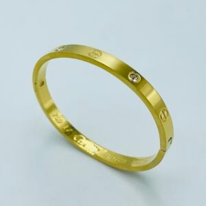 Luxury Stainless Steel Bracelet with Crystal Accents – Timeless Elegance